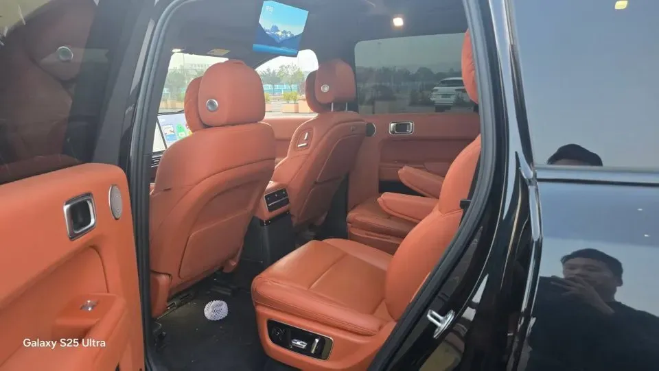 2025 WEY BlueMountain 1.5T 170HP L4 4DHT PHEV 44.5KWH,autocango,china used car exporter,china ev exporter,chinese used car exporter,chinese used ev exporter