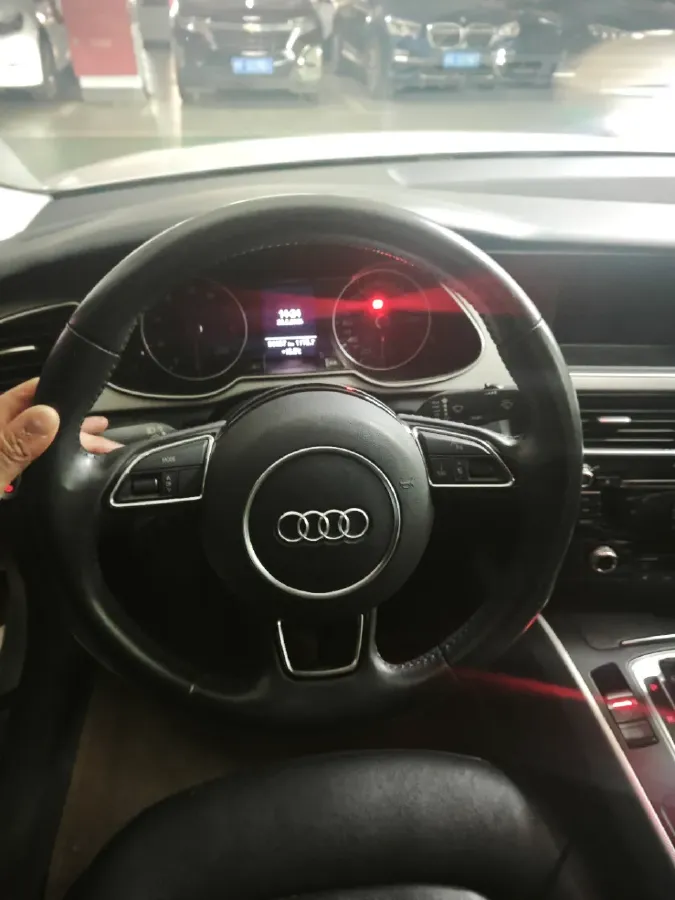 2015 Audi A4L 2.0T 180HP L4 CVT,autocango,china used car exporter,china ev exporter,chinese used car exporter,chinese used ev exporter