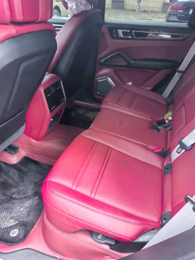 2022 Porsche Cayenne 3.0T 340HP V6 8AT,autocango,china used car exporter,china ev exporter,chinese used car exporter,chinese used ev exporter