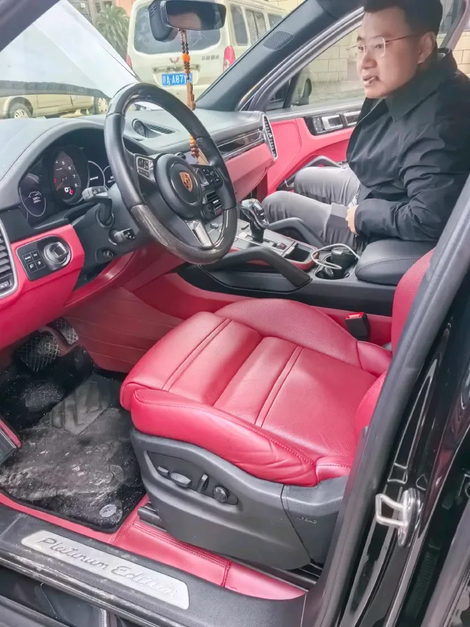 2022 Porsche Cayenne 3.0T 340HP V6 8AT,autocango,china used car exporter,china ev exporter,chinese used car exporter,chinese used ev exporter