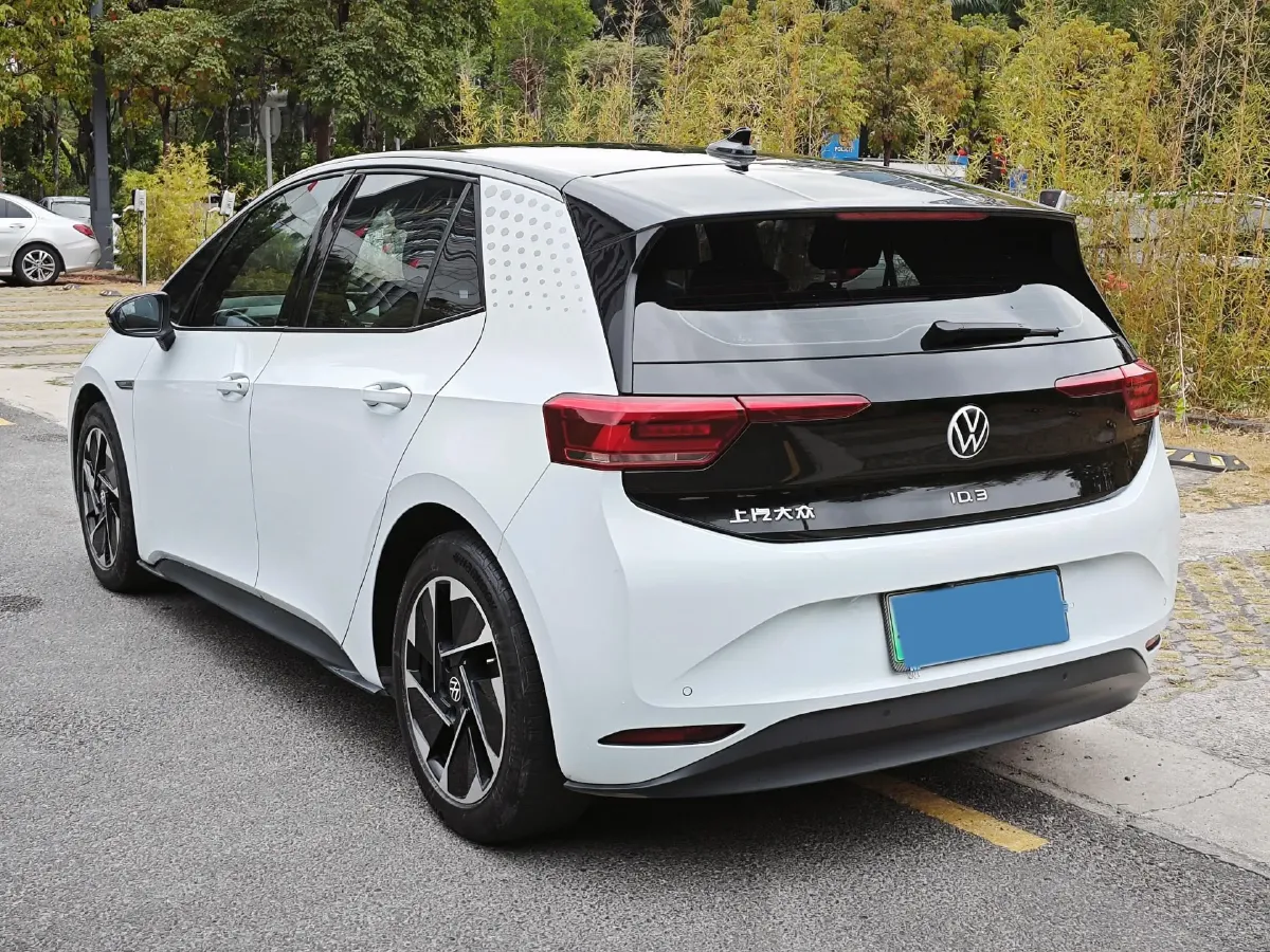 2023 Volkswagen ID.3 BEV 52.8KWH,autocango,china used car exporter,china ev exporter,chinese used car exporter,chinese used ev exporter