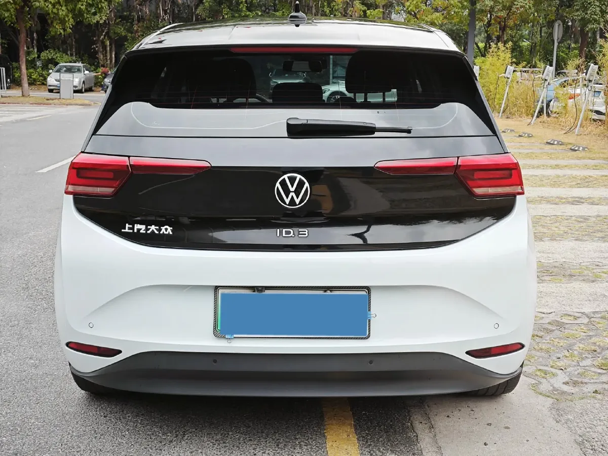 2023 Volkswagen ID.3 BEV 52.8KWH,autocango,china used car exporter,china ev exporter,chinese used car exporter,chinese used ev exporter