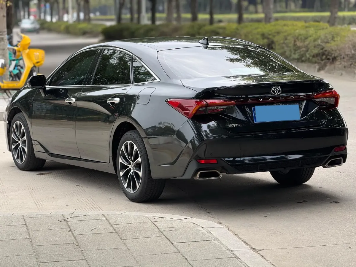 2022 Toyota Avalon 2.0L 178HP L4 CVT,autocango,china used car exporter,china ev exporter,chinese used car exporter,chinese used ev exporter