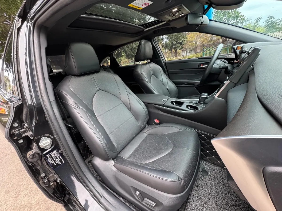 2022 Toyota Avalon 2.0L 178HP L4 CVT,autocango,china used car exporter,china ev exporter,chinese used car exporter,chinese used ev exporter