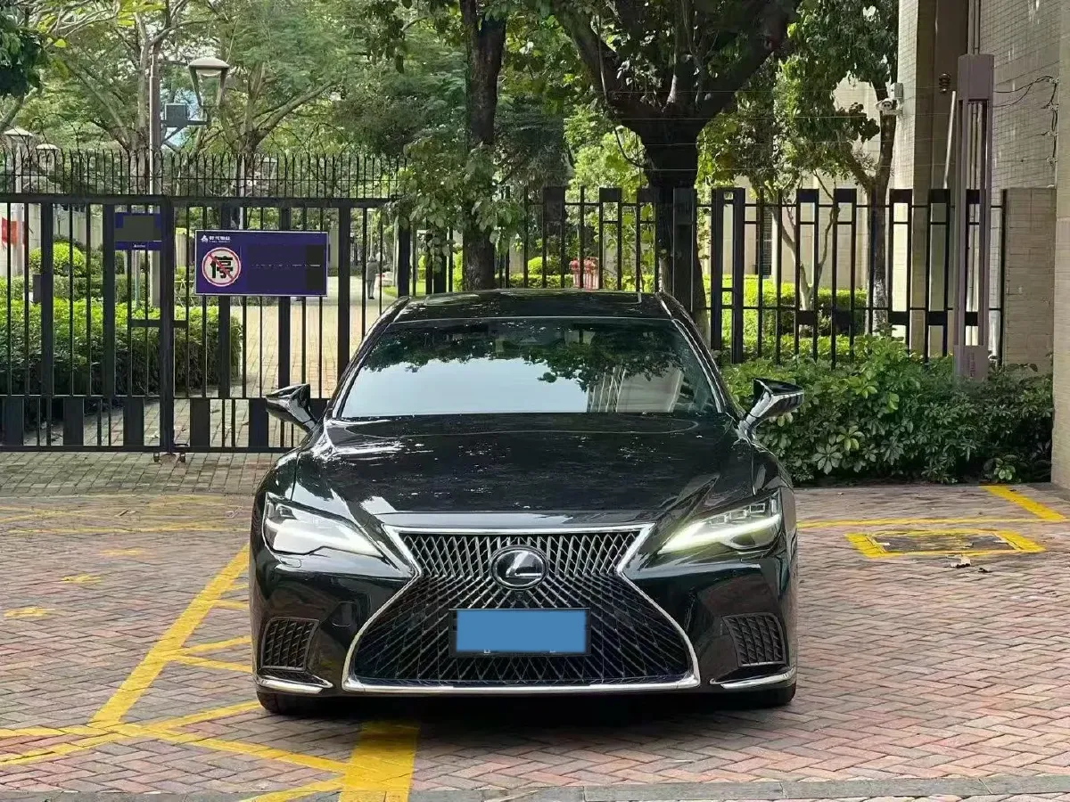 2021 Lexus LS 3.5L 299HP V6 E-CVT Hybrid,autocango,china used car exporter,china ev exporter,chinese used car exporter,chinese used ev exporter