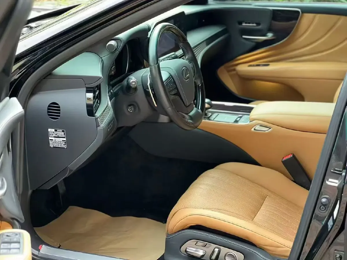 2021 Lexus LS 3.5L 299HP V6 E-CVT Hybrid,autocango,china used car exporter,china ev exporter,chinese used car exporter,chinese used ev exporter