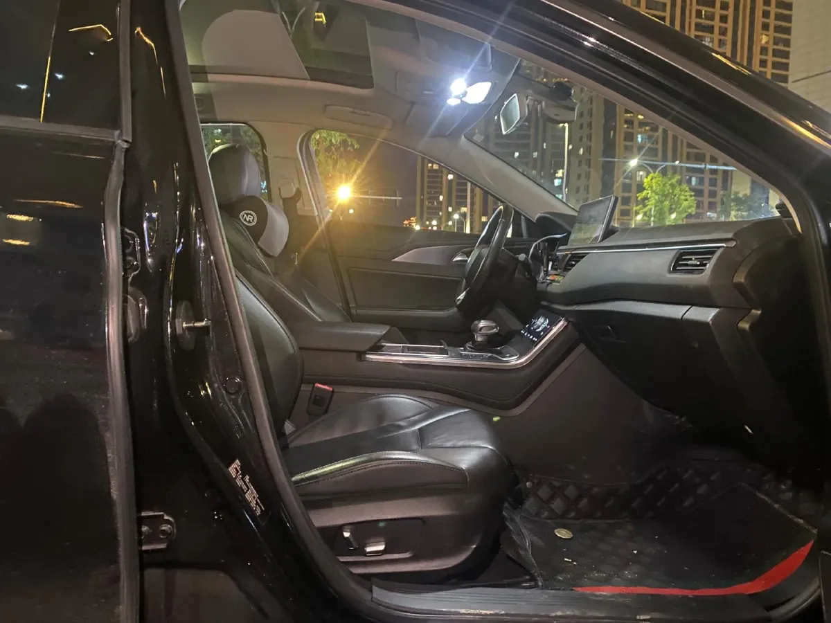 2020 HongQi H5 1.5T 169HP L4 7DCT,autocango,china used car exporter,china ev exporter,chinese used car exporter,chinese used ev exporter