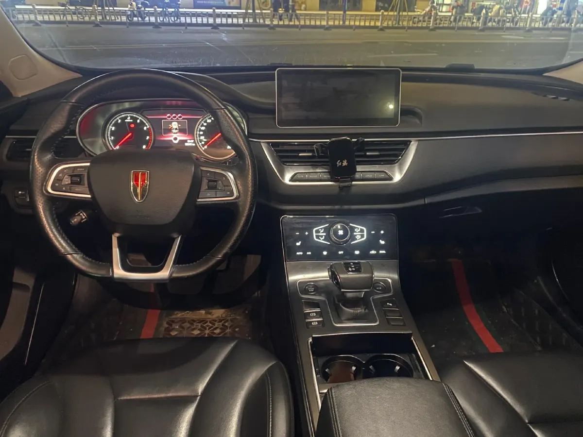 2020 HongQi H5 1.5T 169HP L4 7DCT,autocango,china used car exporter,china ev exporter,chinese used car exporter,chinese used ev exporter