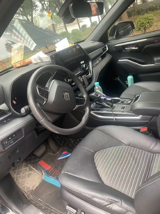 2022 Toyota Crown Kluger 2.5L 192HP L4 E-CVT Hybrid,autocango,china used car exporter,china ev exporter,chinese used car exporter,chinese used ev exporter