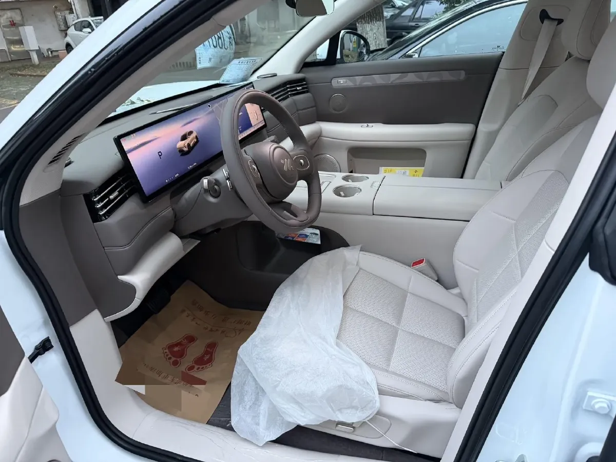 2026 IM LS6 REEV 155HP REEV,autocango,china used car exporter,china ev exporter,chinese used car exporter,chinese used ev exporter