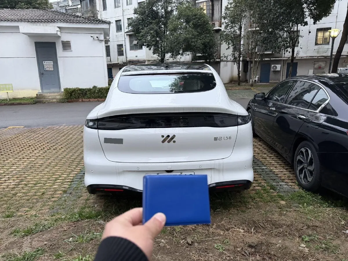 2026 IM LS6 REEV 155HP REEV,autocango,china used car exporter,china ev exporter,chinese used car exporter,chinese used ev exporter