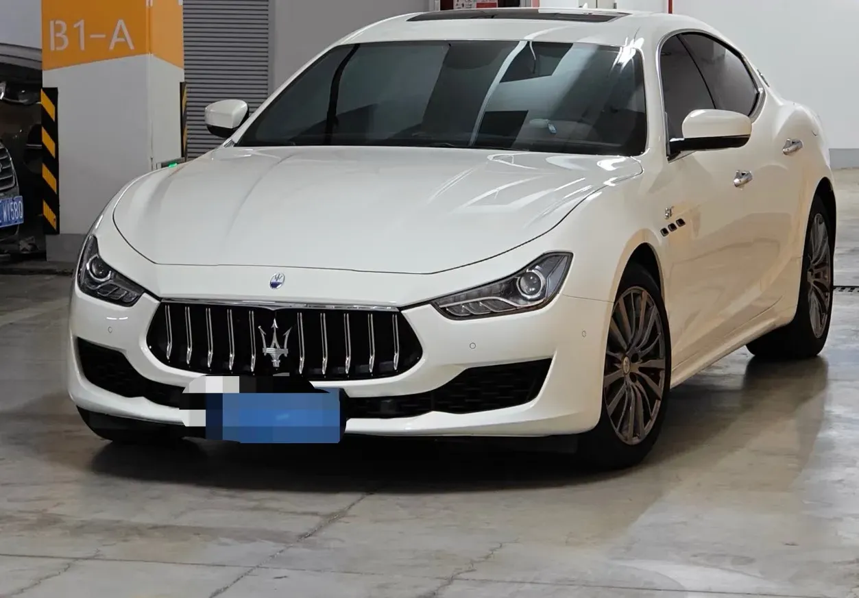 2022 Audi Q7 2.0T 245HP L4 8AT,autocango,china used car exporter,china ev exporter,chinese used car exporter,chinese used ev exporter