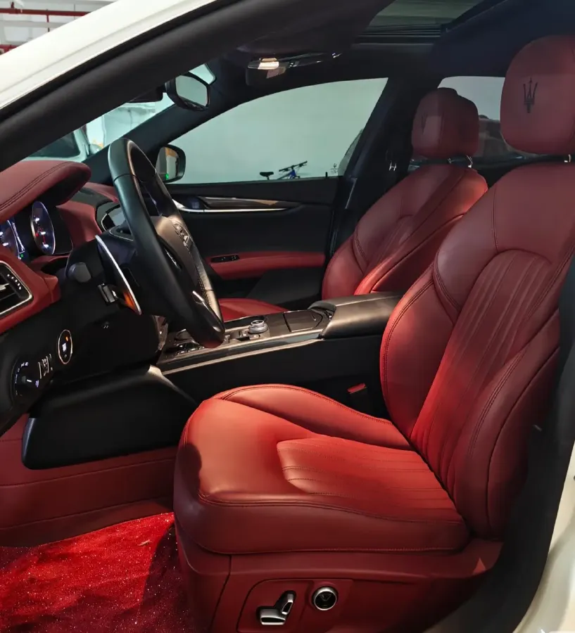 2022 Audi Q7 2.0T 245HP L4 8AT,autocango,china used car exporter,china ev exporter,chinese used car exporter,chinese used ev exporter