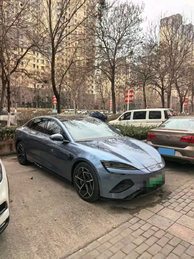 2022 AITO AITO M5 Range Extended 125HP REEV 40KWH,autocango,china used car exporter,china ev exporter,chinese used car exporter,chinese used ev exporter