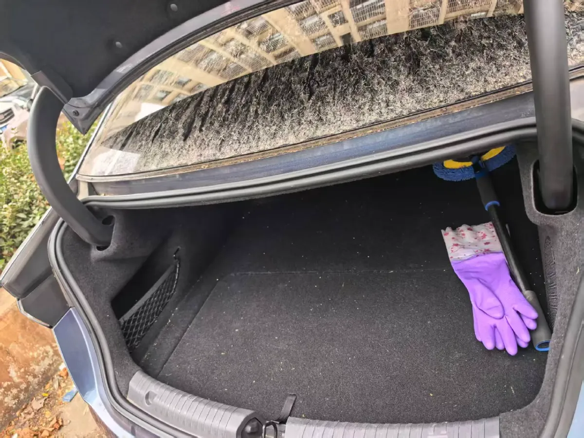 2022 AITO AITO M5 Range Extended 125HP REEV 40KWH,autocango,china used car exporter,china ev exporter,chinese used car exporter,chinese used ev exporter