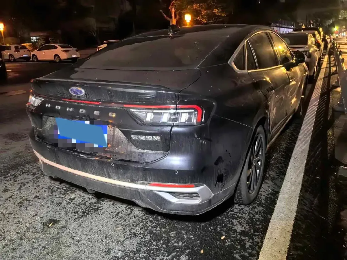 2025 Ford Mondeo 1.5T 190HP L4 8AT,autocango,china used car exporter,china ev exporter,chinese used car exporter,chinese used ev exporter