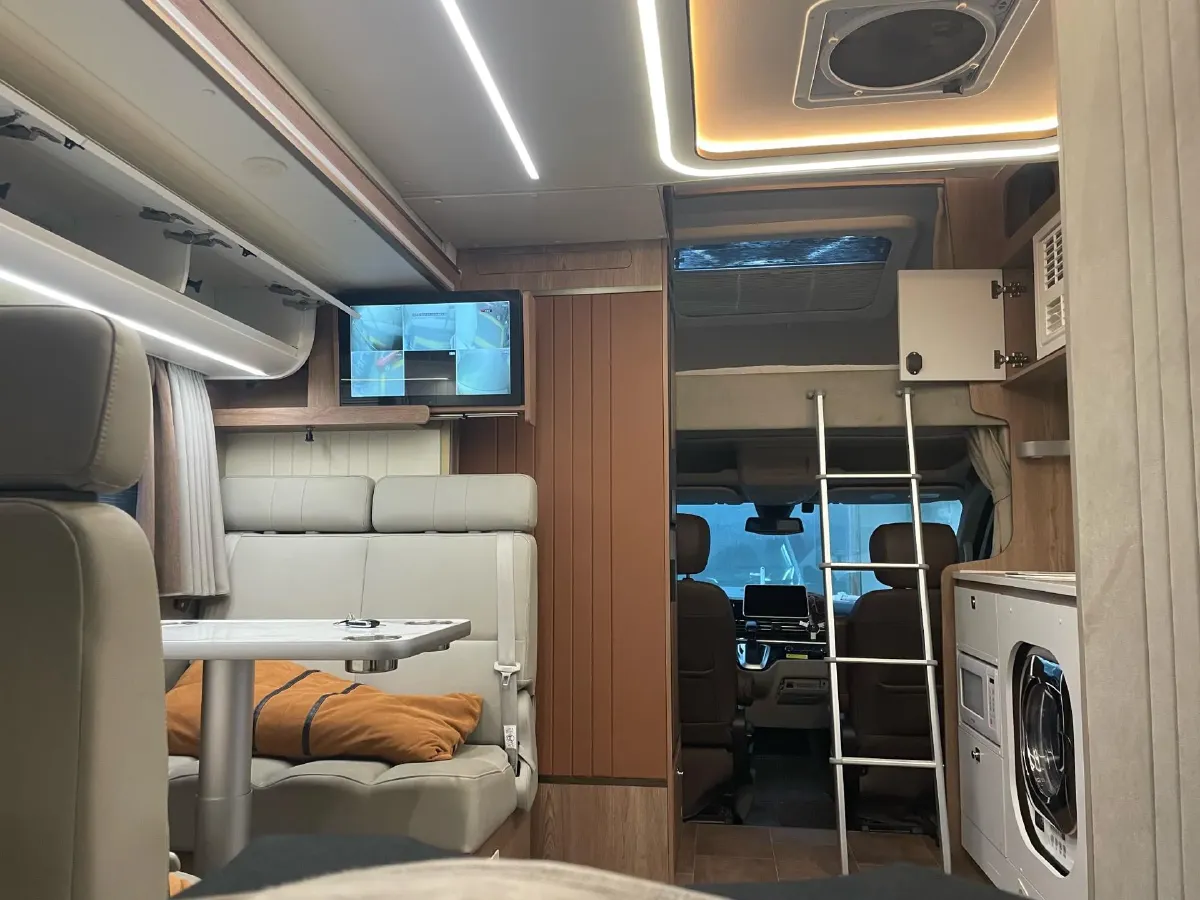 2022 MAXUS V100 RV 2.0T 150HP L4 6AT,autocango,china used car exporter,china ev exporter,chinese used car exporter,chinese used ev exporter