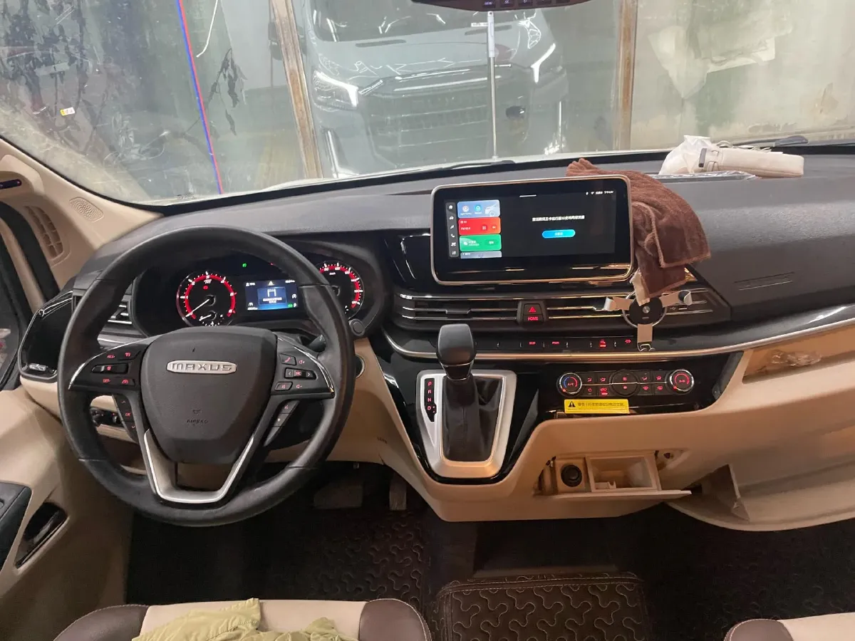2022 MAXUS V100 RV 2.0T 150HP L4 6AT,autocango,china used car exporter,china ev exporter,chinese used car exporter,chinese used ev exporter
