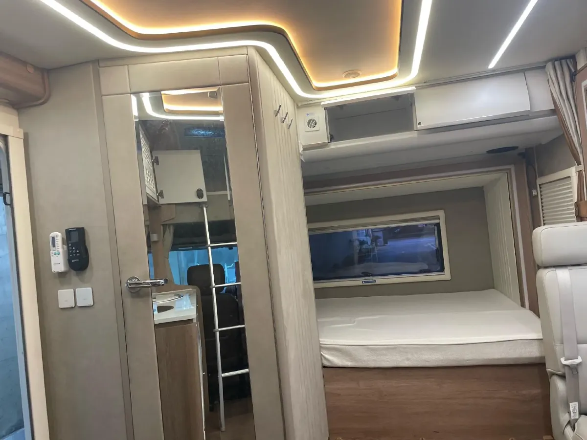 2022 MAXUS V100 RV 2.0T 150HP L4 6AT,autocango,china used car exporter,china ev exporter,chinese used car exporter,chinese used ev exporter