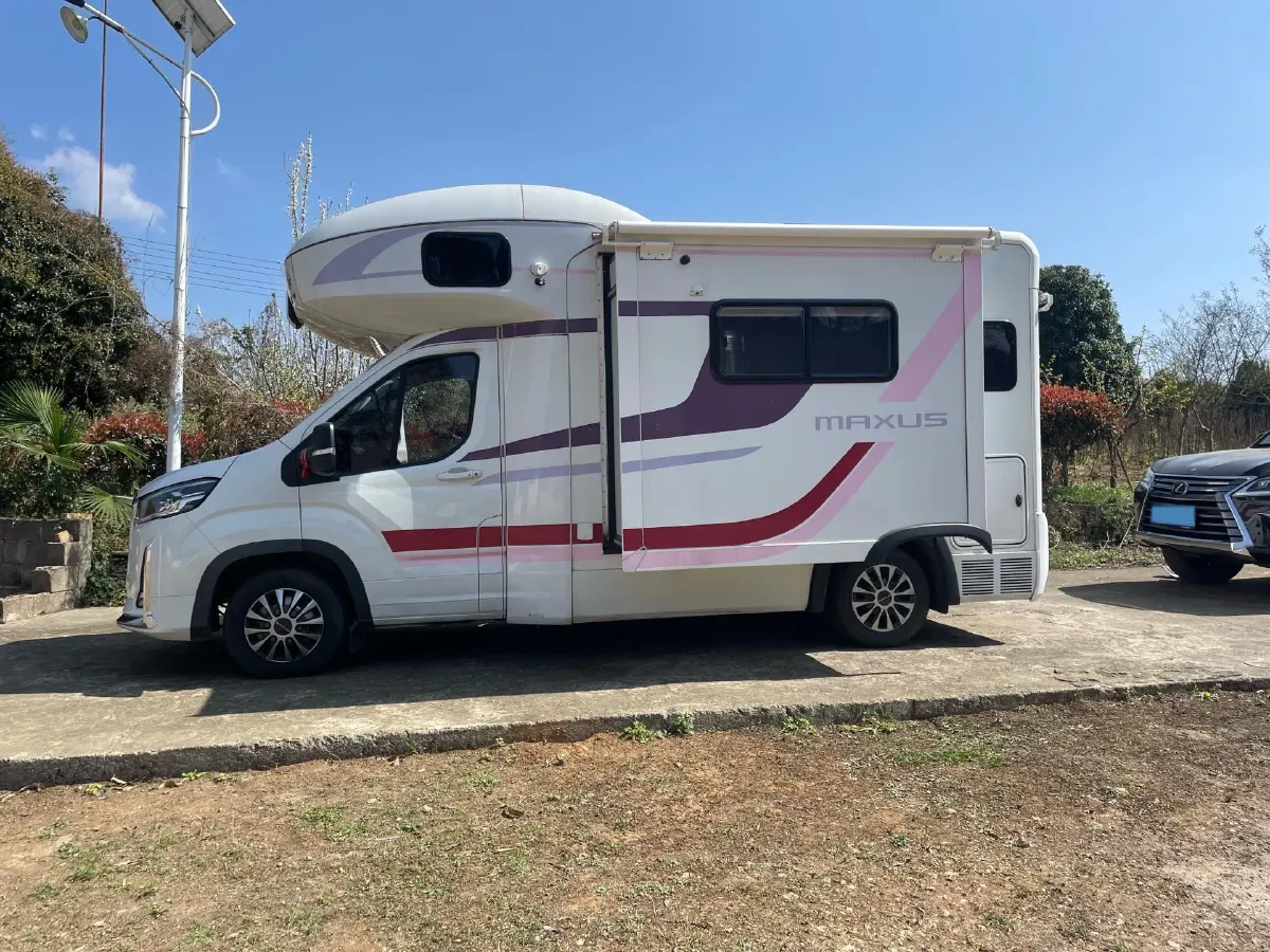 2022 MAXUS V100 RV 2.0T 150HP L4 6AT,autocango,china used car exporter,china ev exporter,chinese used car exporter,chinese used ev exporter