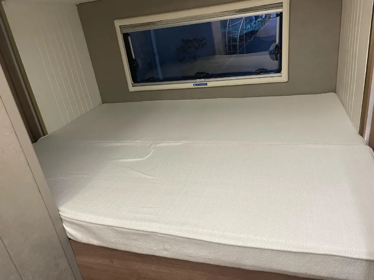 2022 MAXUS V100 RV 2.0T 150HP L4 6AT,autocango,china used car exporter,china ev exporter,chinese used car exporter,chinese used ev exporter