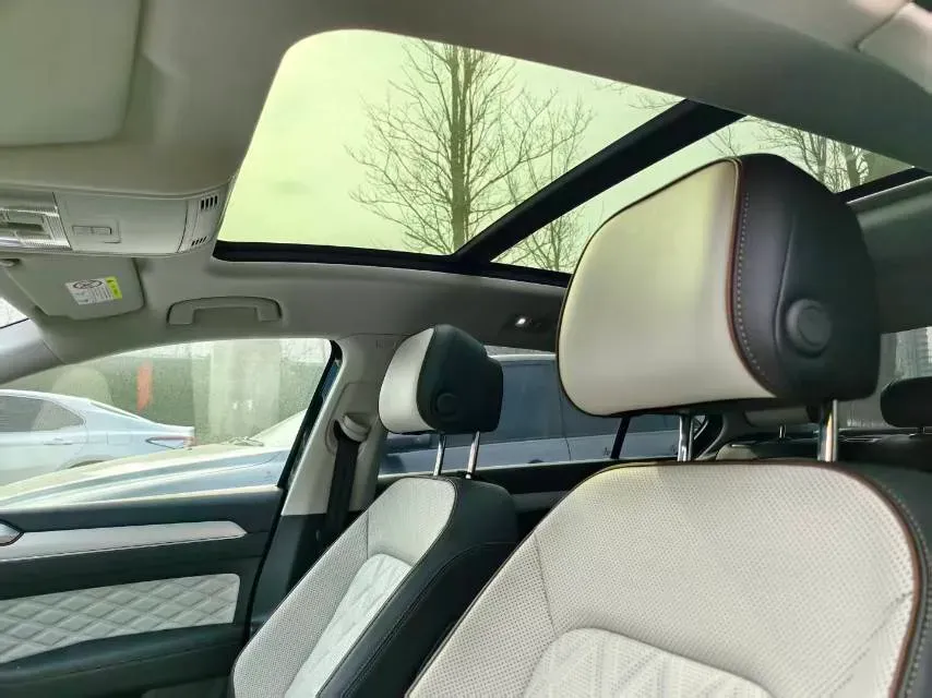 2024 Volkswagen Magotan 2.0T 186HP L4 7DCT,autocango,china used car exporter,china ev exporter,chinese used car exporter,chinese used ev exporter