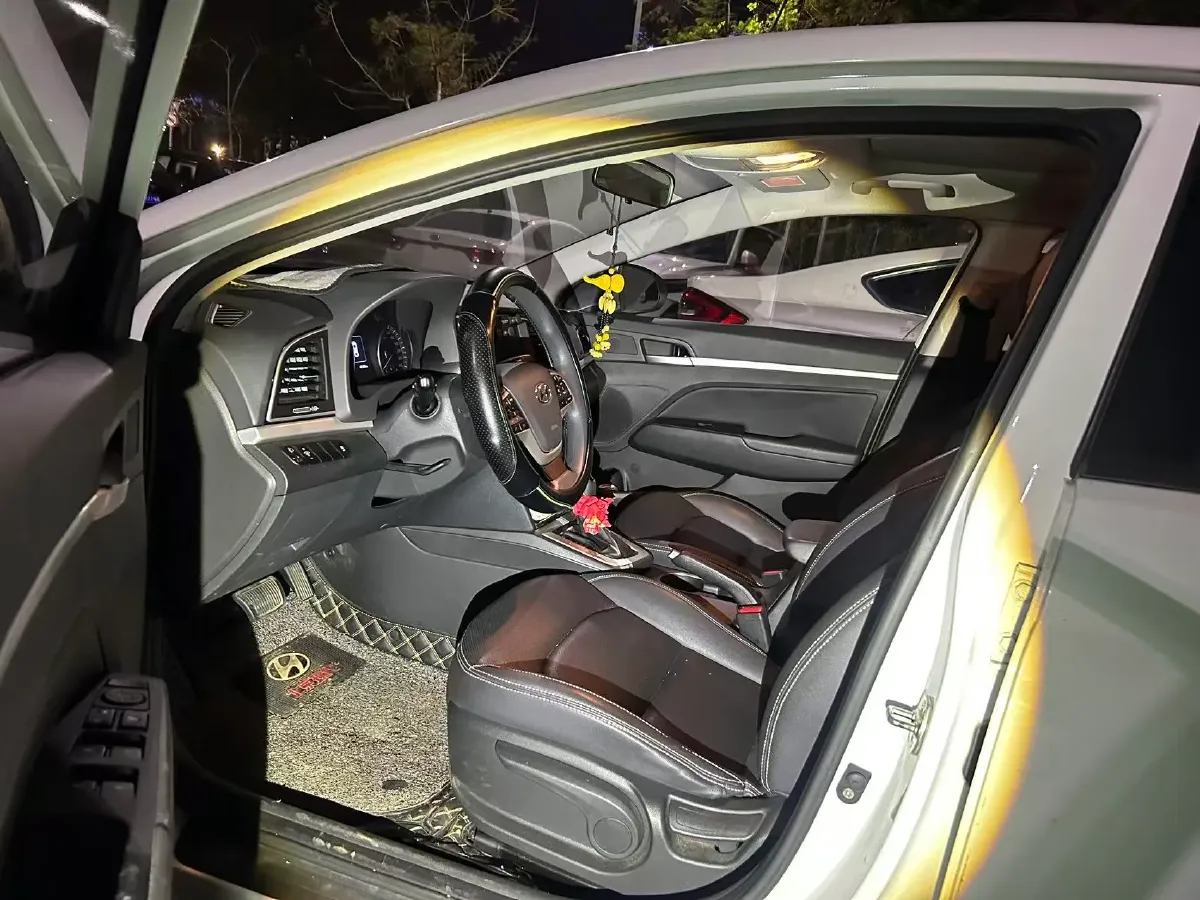 2016 Hyundai Elantra 1.6L 130HP L4 6AT,autocango,china used car exporter,china ev exporter,chinese used car exporter,chinese used ev exporter