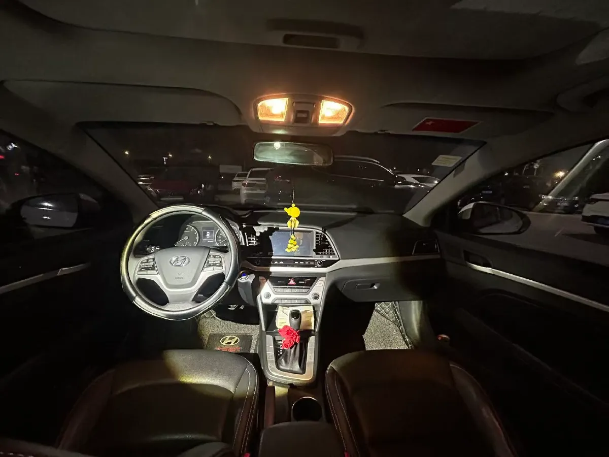 2016 Hyundai Elantra 1.6L 130HP L4 6AT,autocango,china used car exporter,china ev exporter,chinese used car exporter,chinese used ev exporter