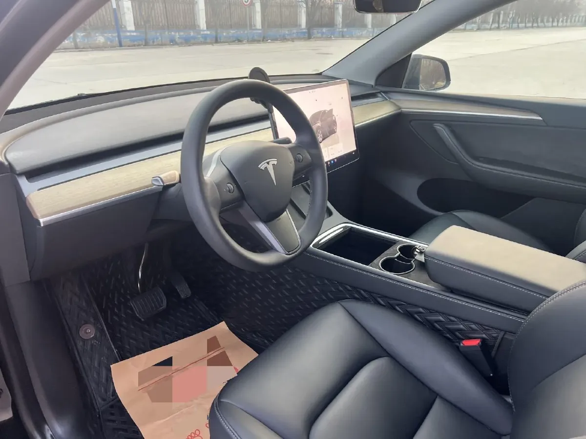2022 Tesla Model Y BEV 60KWH,autocango,china used car exporter,china ev exporter,chinese used car exporter,chinese used ev exporter