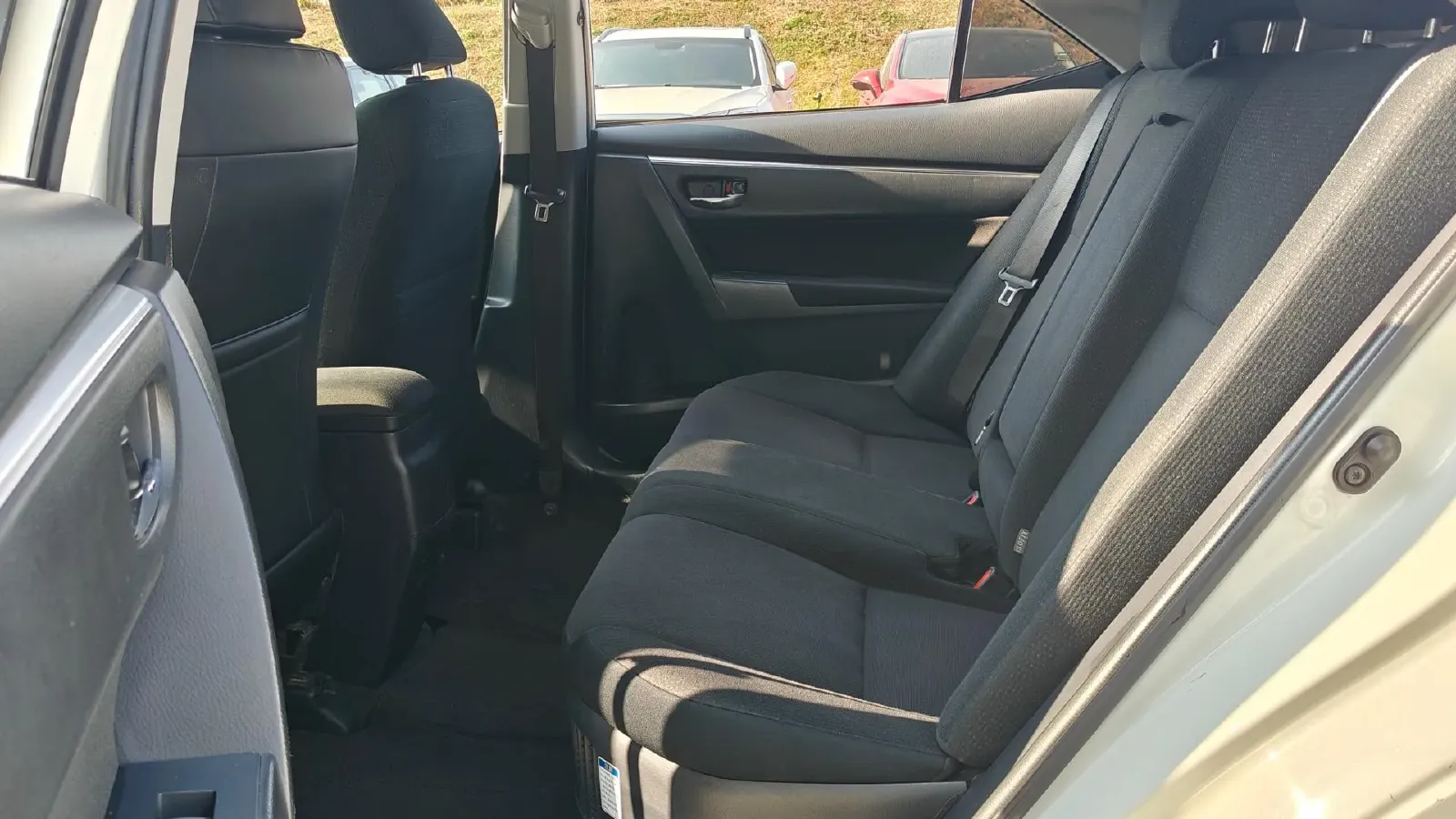 2019 Toyota Levin Hybird E+ 1.8L 99HP L4 E-CVT PHEV 10.5KWH,autocango,china used car exporter,china ev exporter,chinese used car exporter,chinese used ev exporter