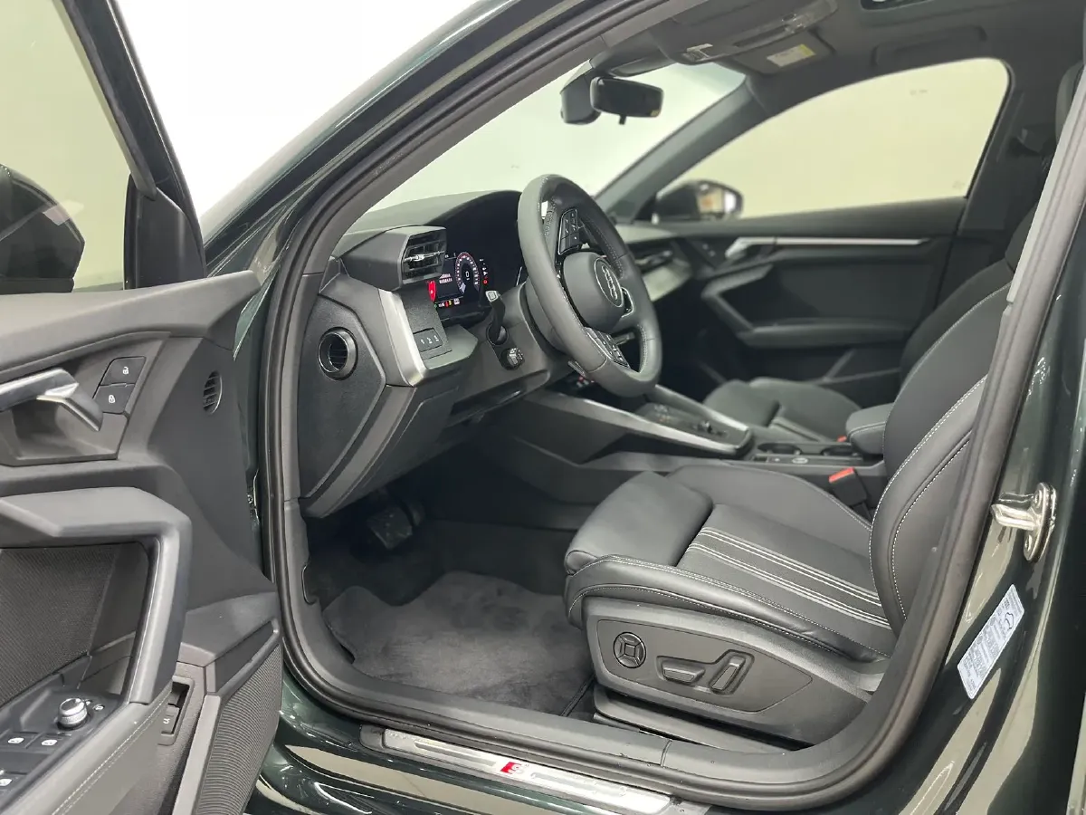 2022 Audi A3 1.4T 150HP L4 7DCT,autocango,china used car exporter,china ev exporter,chinese used car exporter,chinese used ev exporter