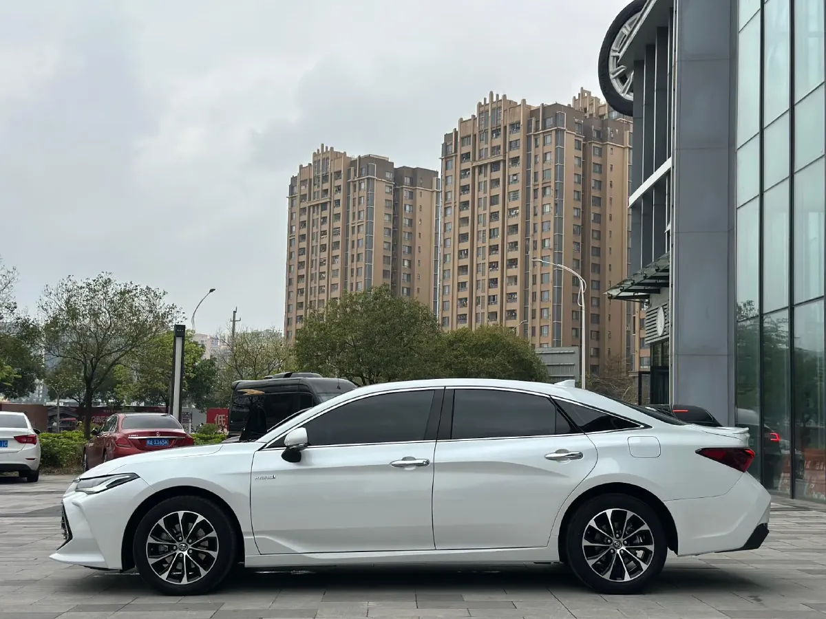 2022 Toyota Avalon 2.5L 178HP L4 E-CVT Hybrid,autocango,china used car exporter,china ev exporter,chinese used car exporter,chinese used ev exporter