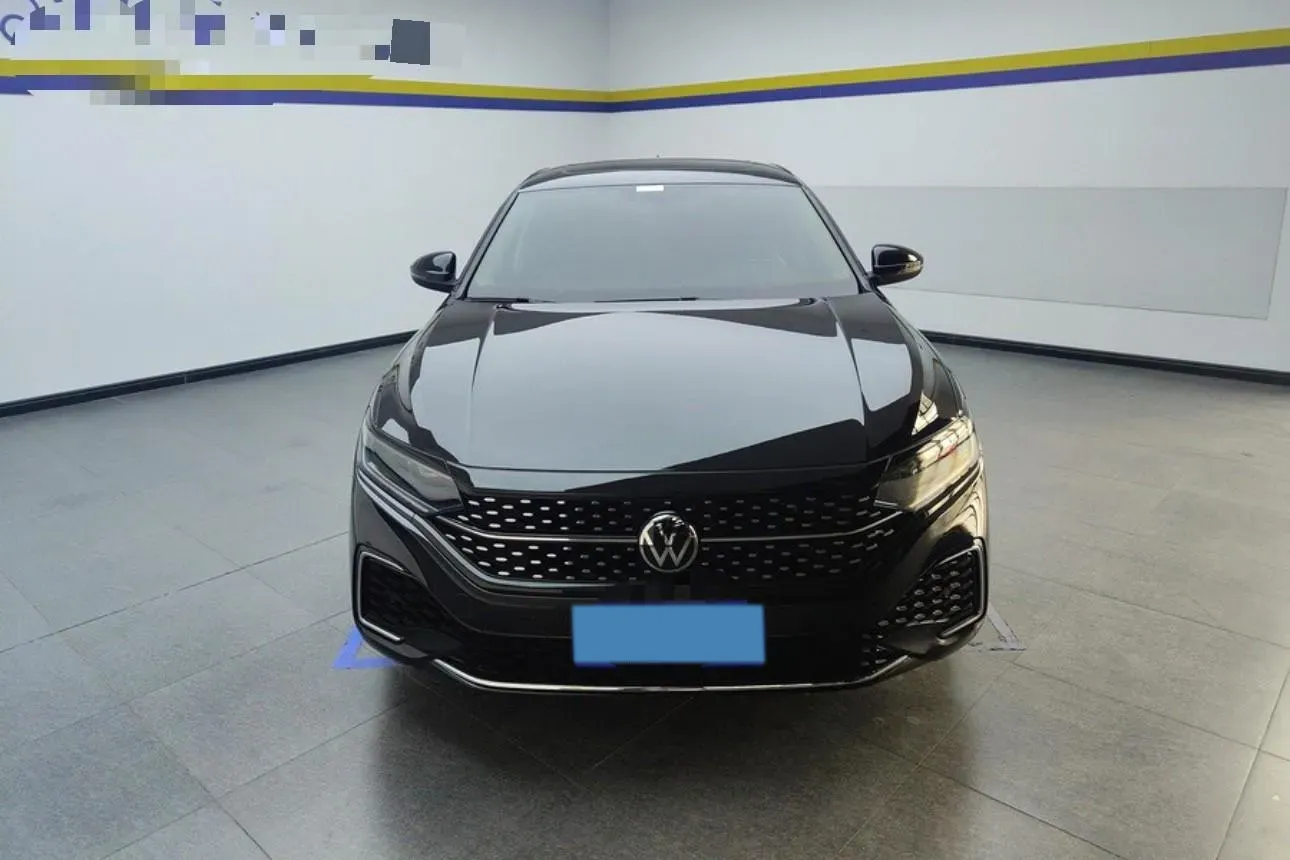 2023 Volkswagen Passat 2.0T 186HP L4 7DCT,autocango,china used car exporter,china ev exporter,chinese used car exporter,chinese used ev exporter