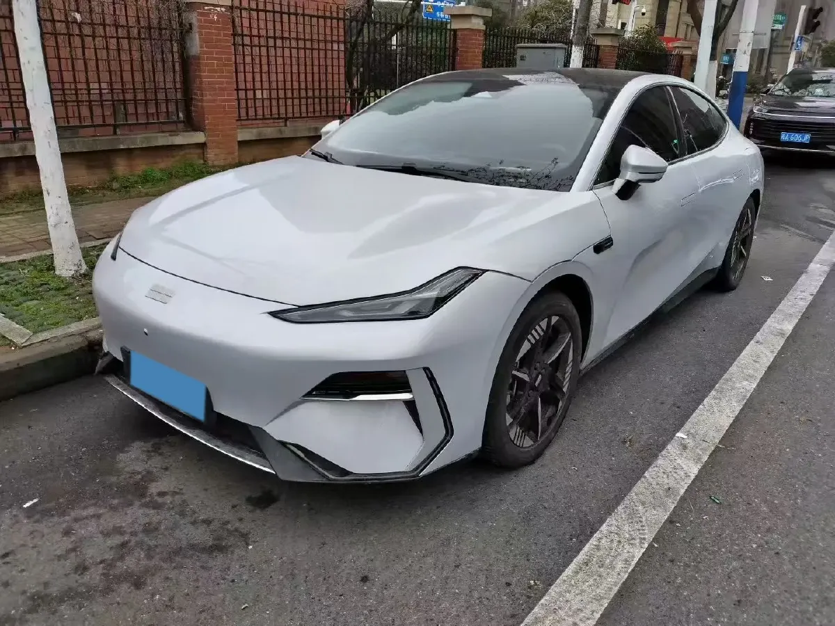 2024 Geely Galaxy E8 BEV 62KWH,autocango,china used car exporter,china ev exporter,chinese used car exporter,chinese used ev exporter