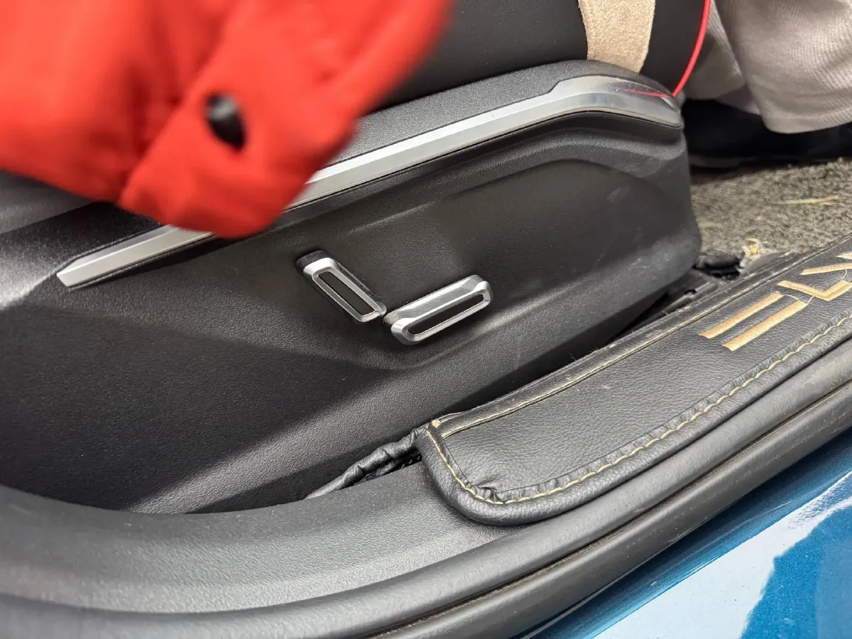 2020 LYNK&CO 06 1.5T 177HP L3 7DCT,autocango,china used car exporter,china ev exporter,chinese used car exporter,chinese used ev exporter