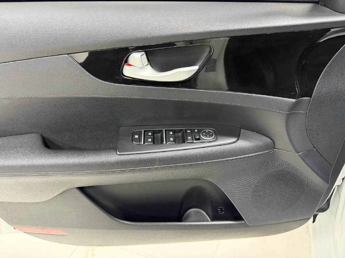 2021 Kia K3 1.5L 115HP L4 CVT,autocango,china used car exporter,china ev exporter,chinese used car exporter,chinese used ev exporter