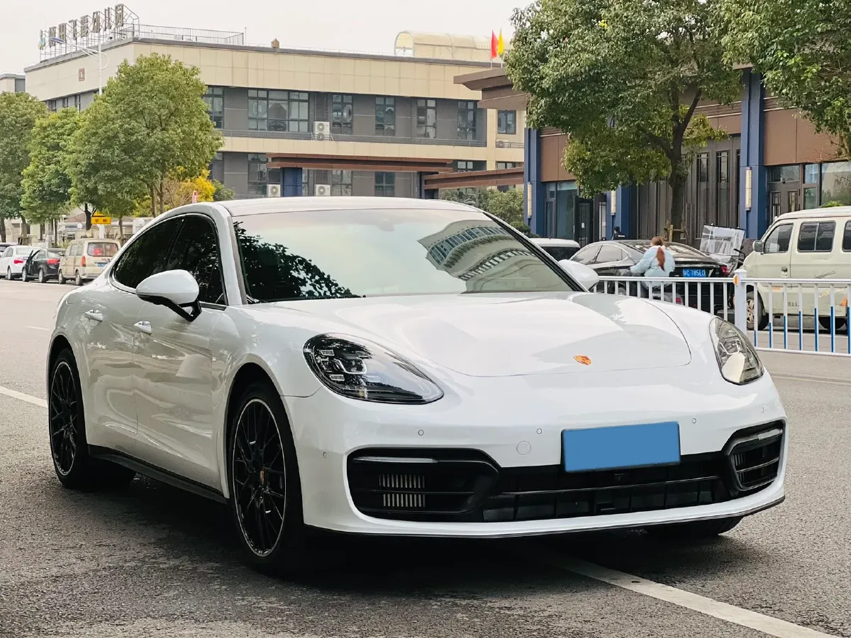 2023 Porsche Panamera 2.9T 330HP V6 8DCT,autocango,china used car exporter,china ev exporter,chinese used car exporter,chinese used ev exporter