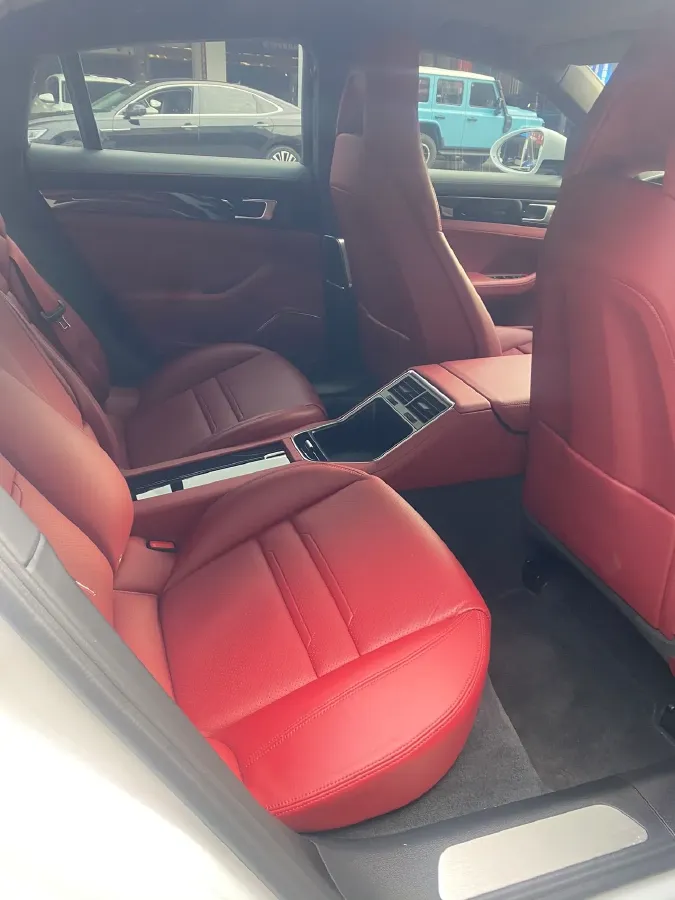 2023 Porsche Panamera 2.9T 330HP V6 8DCT,autocango,china used car exporter,china ev exporter,chinese used car exporter,chinese used ev exporter