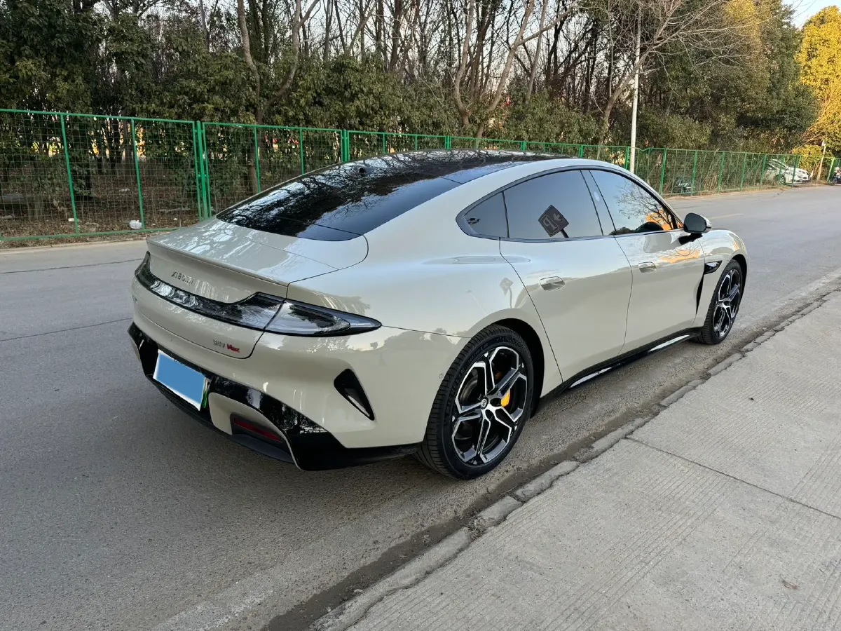 2024 MI SU7 BEV 101KWH,autocango,china used car exporter,china ev exporter,chinese used car exporter,chinese used ev exporter