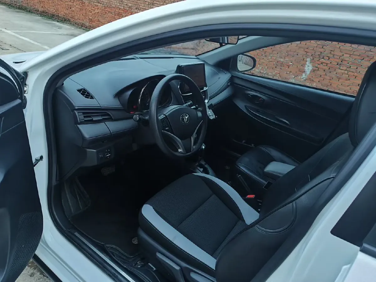 2022 Toyota Yaris L 1.5L 112HP L4 CVT,autocango,china used car exporter,china ev exporter,chinese used car exporter,chinese used ev exporter