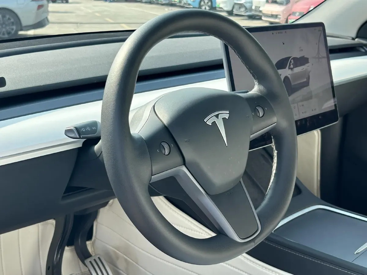 2024 Tesla Model Y BEV 78.4KWH,autocango,china used car exporter,china ev exporter,chinese used car exporter,chinese used ev exporter
