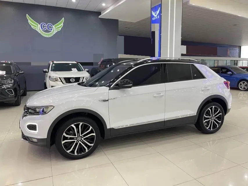 2021 Volkswagen T-Roc 1.4T 150HP L4 7DCT,autocango,china used car exporter,china ev exporter,chinese used car exporter,chinese used ev exporter