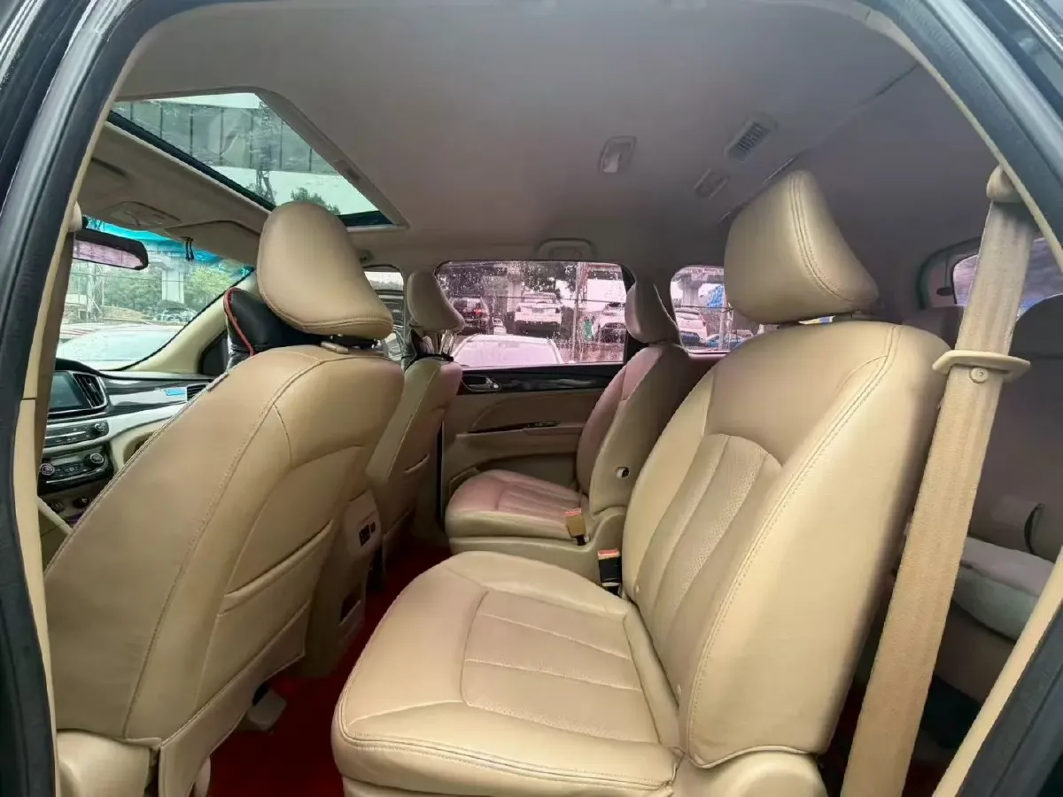 2016 Dongfeng ShuaiKe 1.6L 113HP L4 5MT,autocango,china used car exporter,china ev exporter,chinese used car exporter,chinese used ev exporter