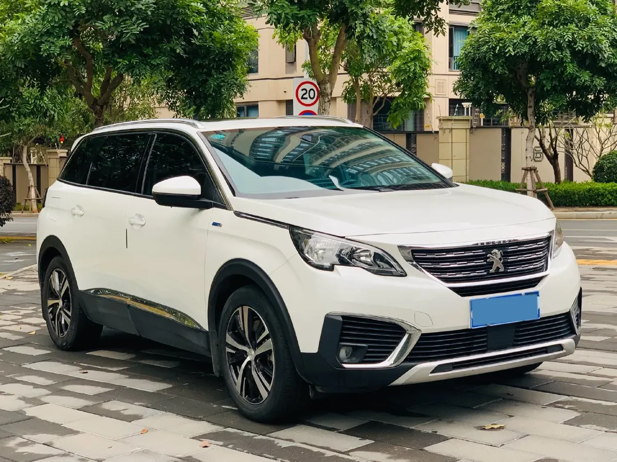 2019 Peugeot 5008 1.6T 170HP L4 6AT,autocango,china used car exporter,china ev exporter,chinese used car exporter,chinese used ev exporter