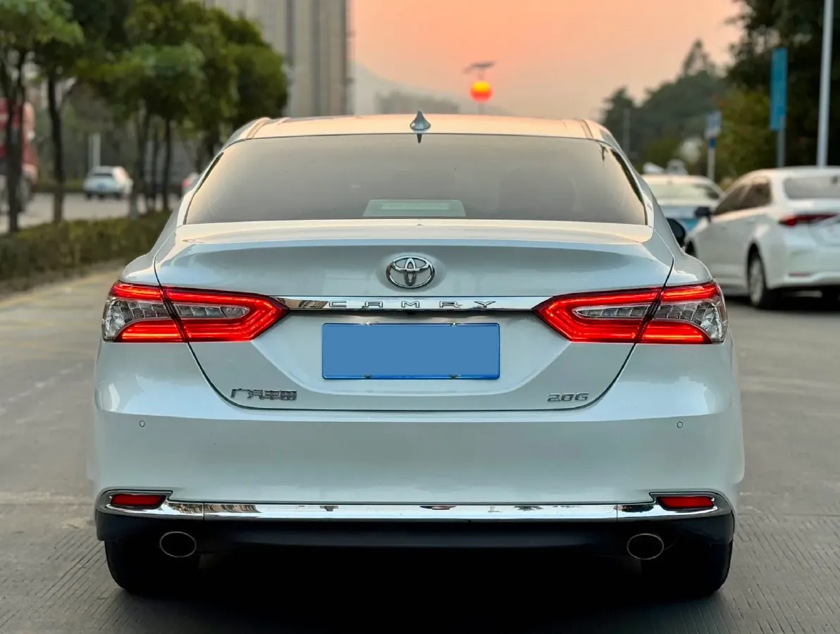 2023 Toyota Camry 2.0L 177HP L4 CVT,autocango,china used car exporter,china ev exporter,chinese used car exporter,chinese used ev exporter