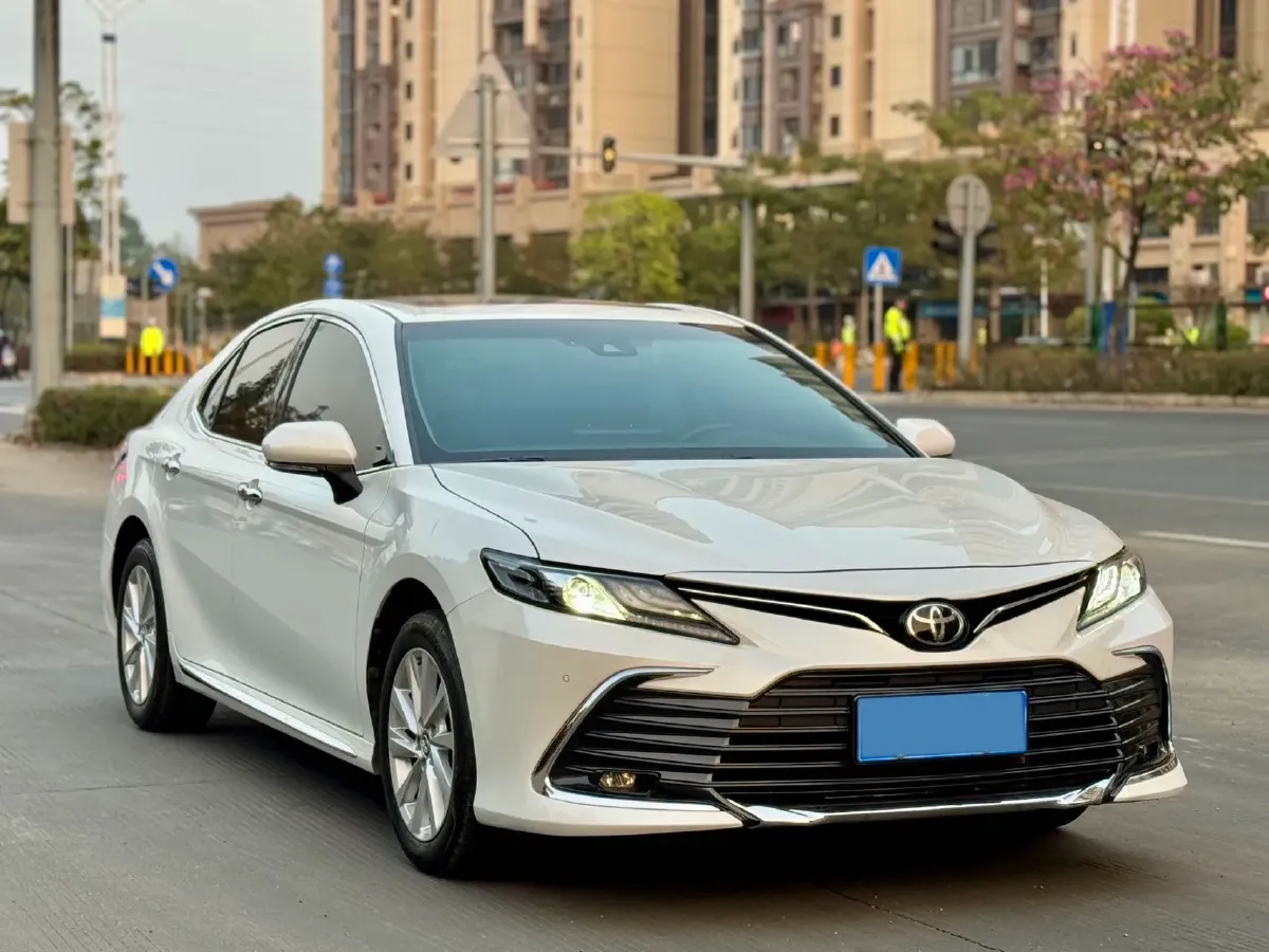 2023 Toyota Camry 2.0L 177HP L4 CVT,autocango,china used car exporter,china ev exporter,chinese used car exporter,chinese used ev exporter