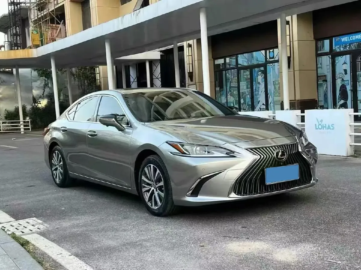 2020 Lexus ES 2.0L 173HP L4 CVT,autocango,china used car exporter,china ev exporter,chinese used car exporter,chinese used ev exporter