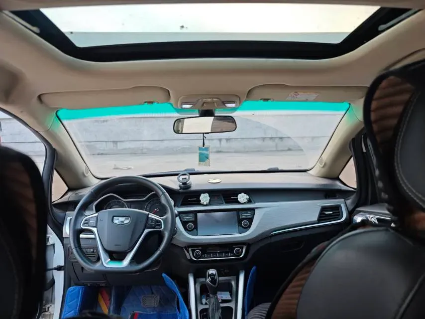 2017 Geely Vision X3 1.5L 102HP L4 4AT,autocango,china used car exporter,china ev exporter,chinese used car exporter,chinese used ev exporter