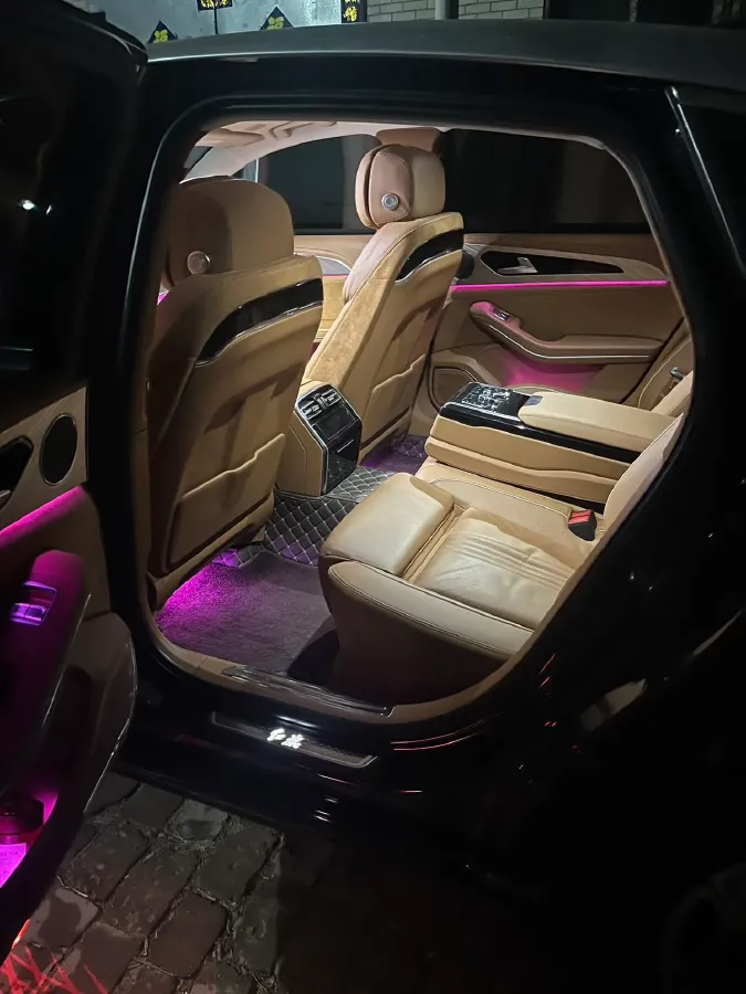 2020 HongQi H9 2.0T 252HP L4 7DCT,autocango,china used car exporter,china ev exporter,chinese used car exporter,chinese used ev exporter