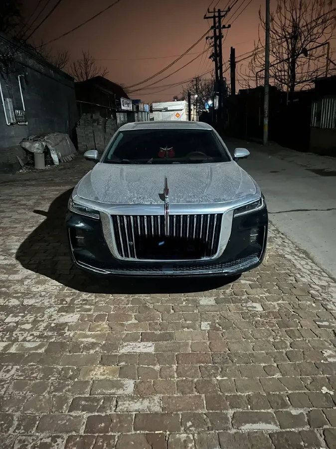 2020 HongQi H9 2.0T 252HP L4 7DCT,autocango,china used car exporter,china ev exporter,chinese used car exporter,chinese used ev exporter